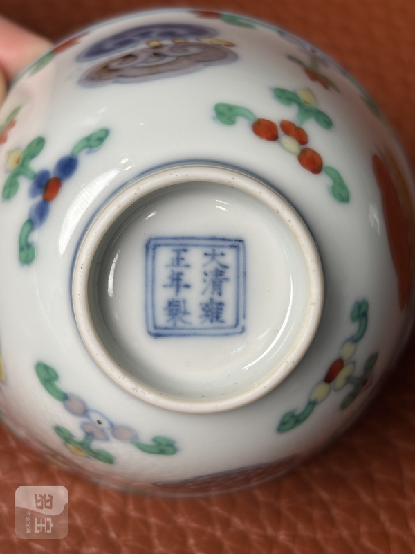 清雍正 斗彩灵芝纹杯一对（带老盒） - 图13